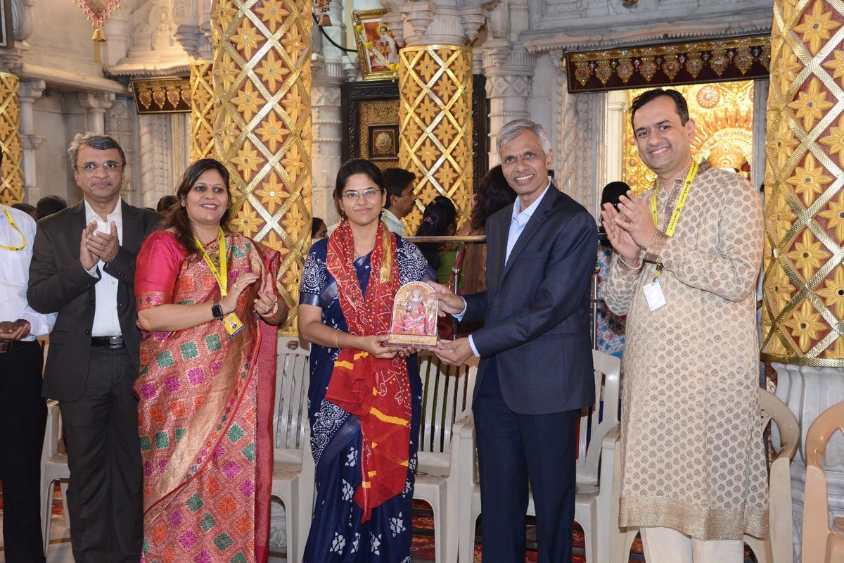 Proud to see our Scientist @apte_aditi honoured by the Mahalaxmi temple Pune on occasion of Navratri.