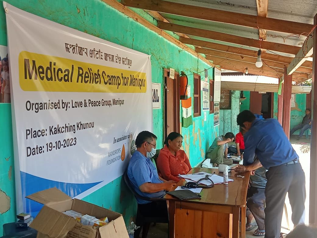 Raindrops_NGO's tweet photo. We are happy to support our friends in Manipur through donation of medical aid for communities affected in the region by conflict. 

We sincerely hope that love and peace prevails in #Manipur 🕊️❤️

#everydropcounts💧 #littleactsofkindness https://t.co/pnuTFKtxmM