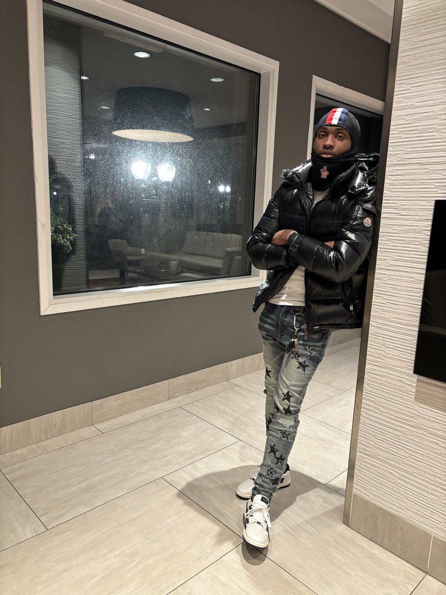 Laidbackshorty tweet media