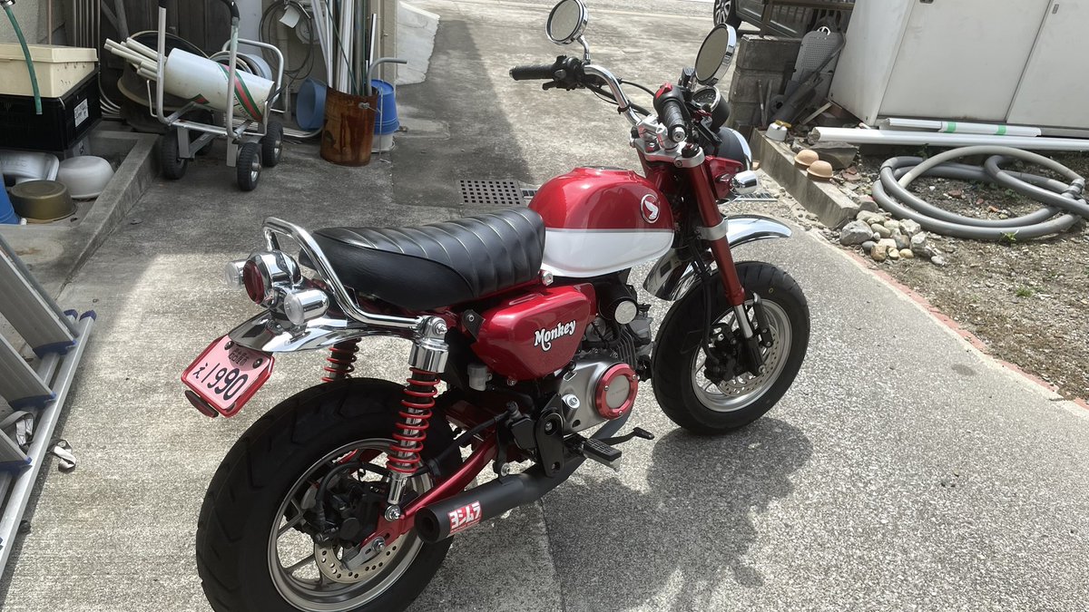 mesidayou's tweet photo. 最近SRから遠ざかってますがコレ買いました😅

ソーラー、走行充電を車に搭載等して遊んでます🤗
 #モンキー125
 #サブバッテリーシステム
 #タダになる電気 https://t.co/VW5t90q6IZ