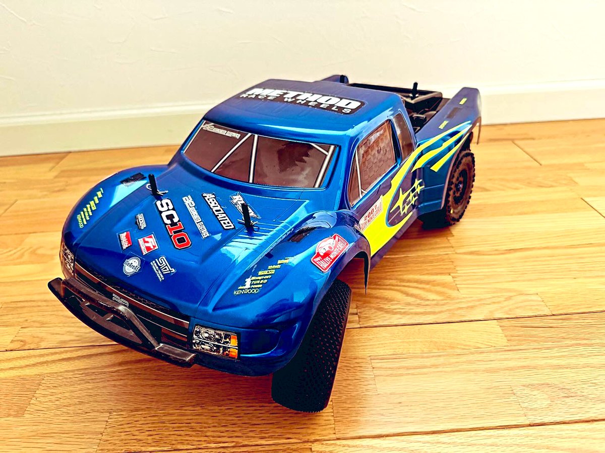 jimnyrclife's tweet image. 中古のSCシャーシを入手したので、新品ボディでリフレッシュ✨

またしてもスバルですみません😅

#weareae #teamassociated #sc10