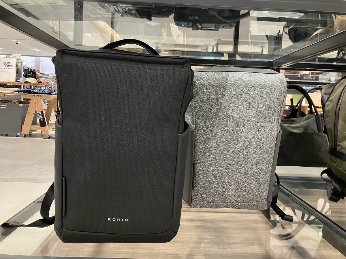 Hands_Umeda's tweet image. 旅行者向けバッグが入荷です☝️
ダイヤルロックにワイヤーケーブル、スキミング防止ポケットも有📶
ニッチな場所へのトラベラーにおすすめですよ☺️💘
KORIN 税込32,450円
（11Fなか）
#KORIN #防犯 #防犯バッグ #ANTITHIEF #トラベラーパック