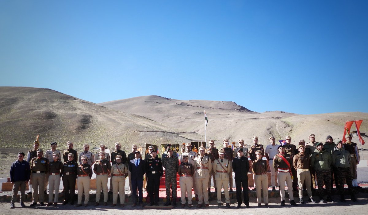 Sh Deepak Kumar Kedia IPS,IG HQ, led the police contingent to pay tribute to #Bharatkeveer at Hot Springs Police Memorial,Ladakh on 3rd Sep 2023 On the solemn occasion of Police Commemoration Day,let us remember the brave policemen who laid down their lives at the altar of duty.