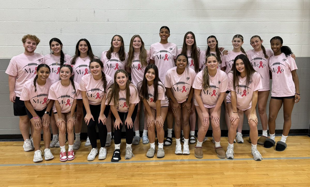 Last district game of the season and the Cougars come out on top! Congratulations to JV and Varsity on winning two hard fought matches against Brandeis! 🏐🐾👏🏼 No better way to honor the memory of Loren Melo who is dear to our hearts in CVB! Playoffs here we come!🎉🥳