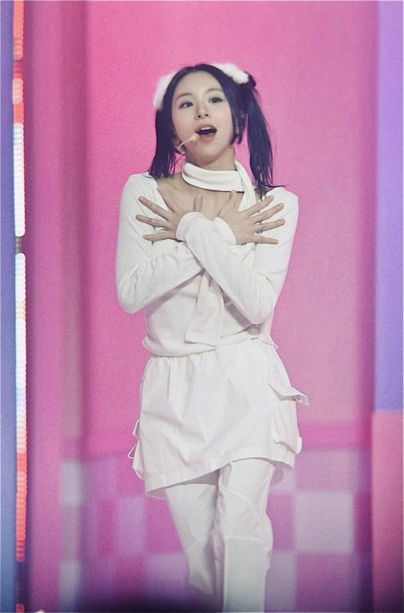 FLORESCENT_CY's tweet photo. 231021 pre-

영원한 사랑

#트와이스 #TWICE #채영 #chaeyoung #チェヨン https://t.co/y1NQBDbNYP