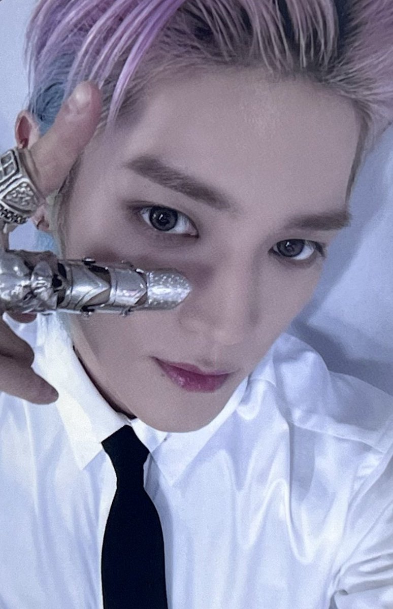 taeyong pics tweet media