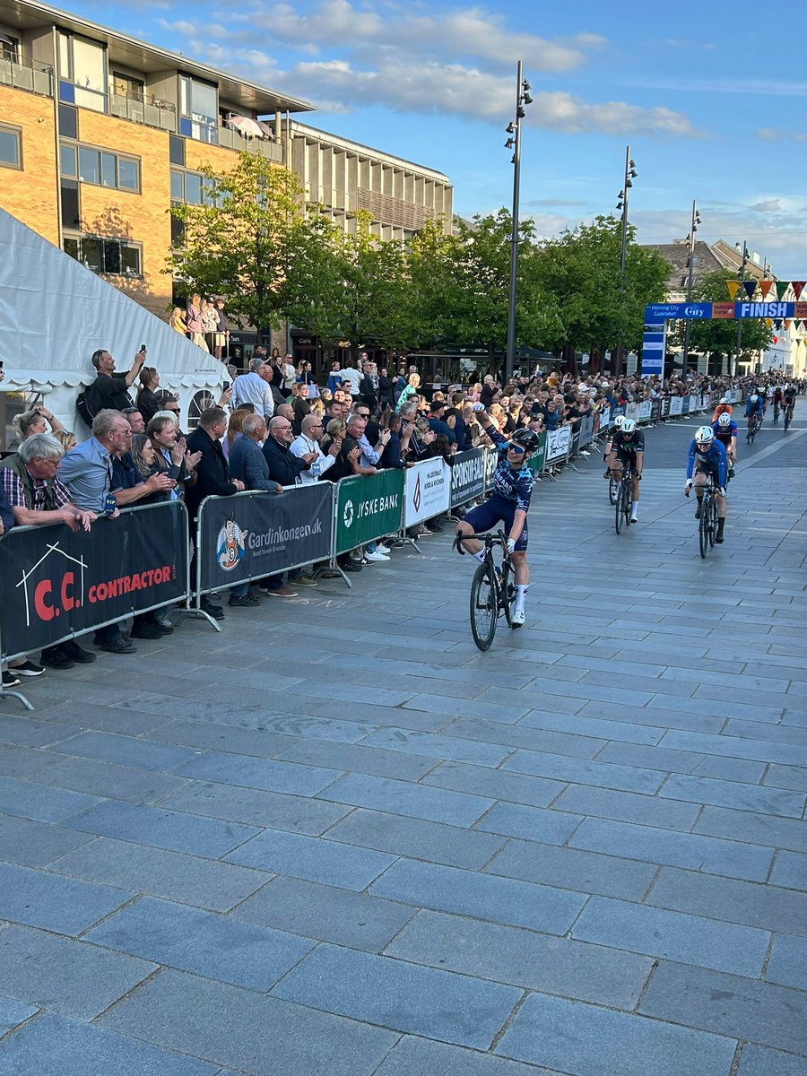 Leopard TOGT Pro Cycling tweet media