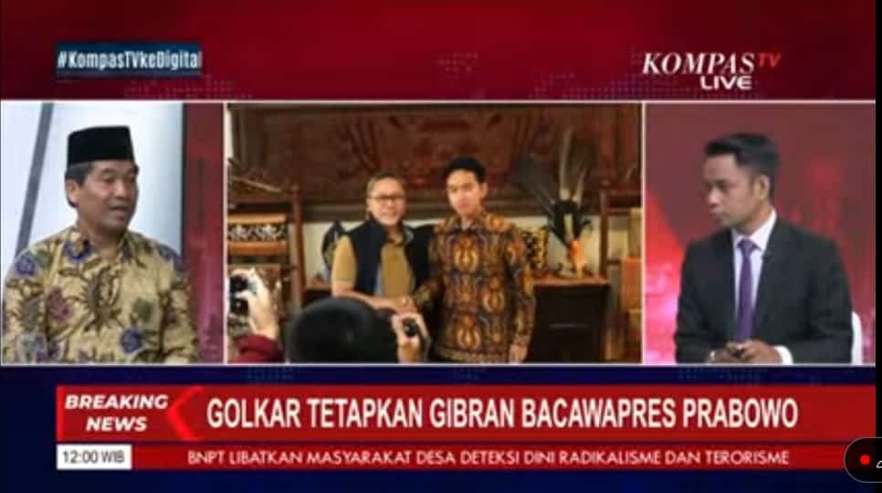 anakdaya's tweet photo. Analaisa wong Ndeso:  Gibran boleh Cawapres Prabowo, Ganjar masuk 2 putaran, tanding dg Amin atau PraGib Koalisi berubah Ganjar menang, PraGib kalah maka tdk ada sakit hati lg Prabowo dikalahhkan Jokowi. Dahsyat memang https://t.co/ubDtEWms6c