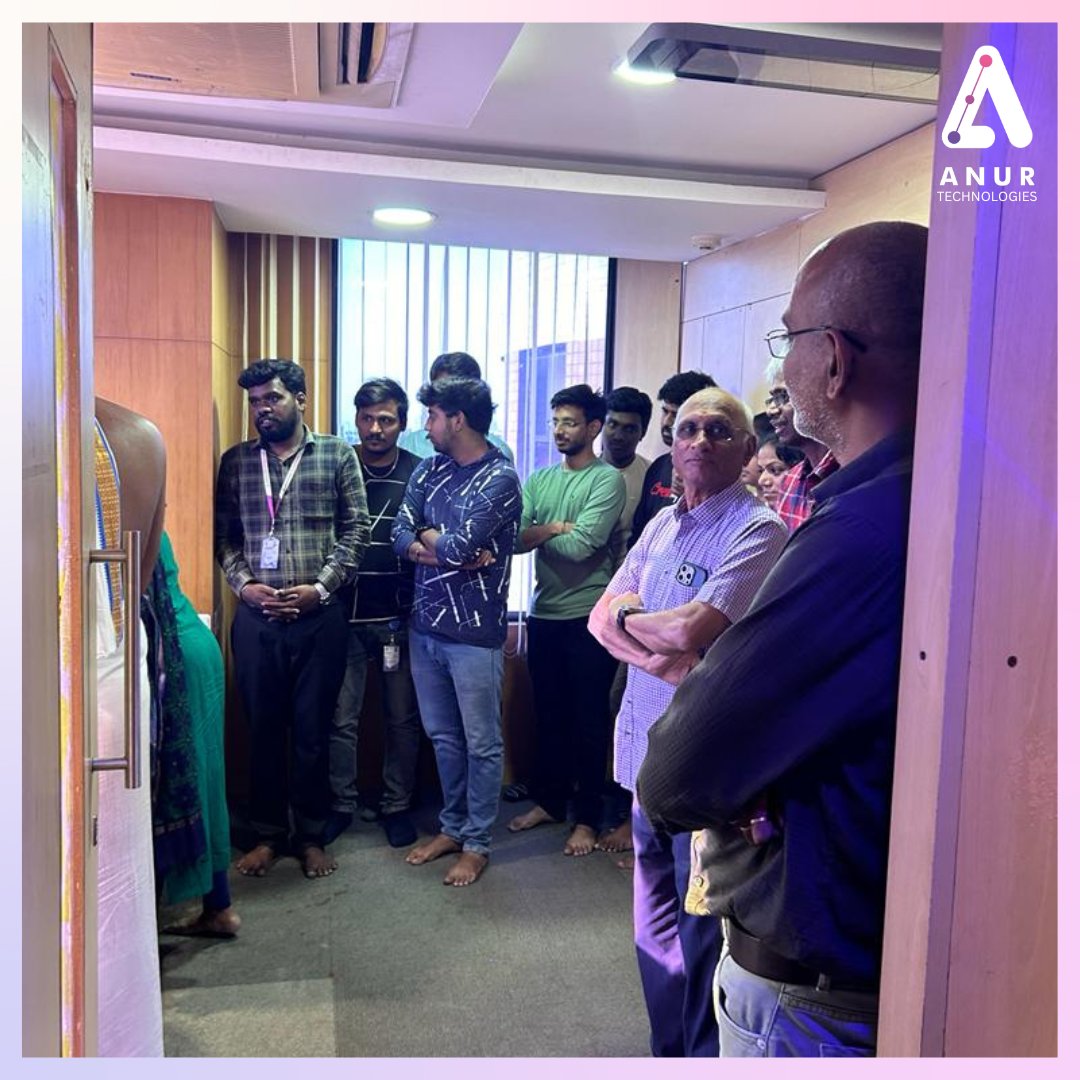 AnurCloudTech's tweet photo. In celebration of #Dussehra Navratri, we held an auspicious #AyudhaPooja ceremony at our office. On this special day, we offered our prayers to #Durga for overcoming obstacles, #Lakshmi for peace and prosperity, and #Saraswati for wisdom and knowledge.

#anurtech #dussehra https://t.co/wUmNpYhB6w