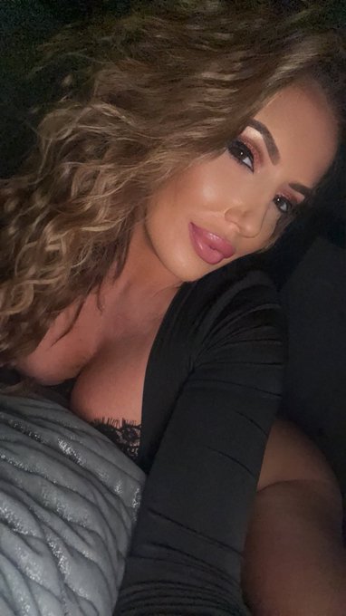 Just made my page FREE 👀 come say hi ➡️ https://t.co/Txc71shf6Y https://t.co/JZzmwl63ug<a href="/tag/teamrr"class="tags"><span>#teamrr</span></a>