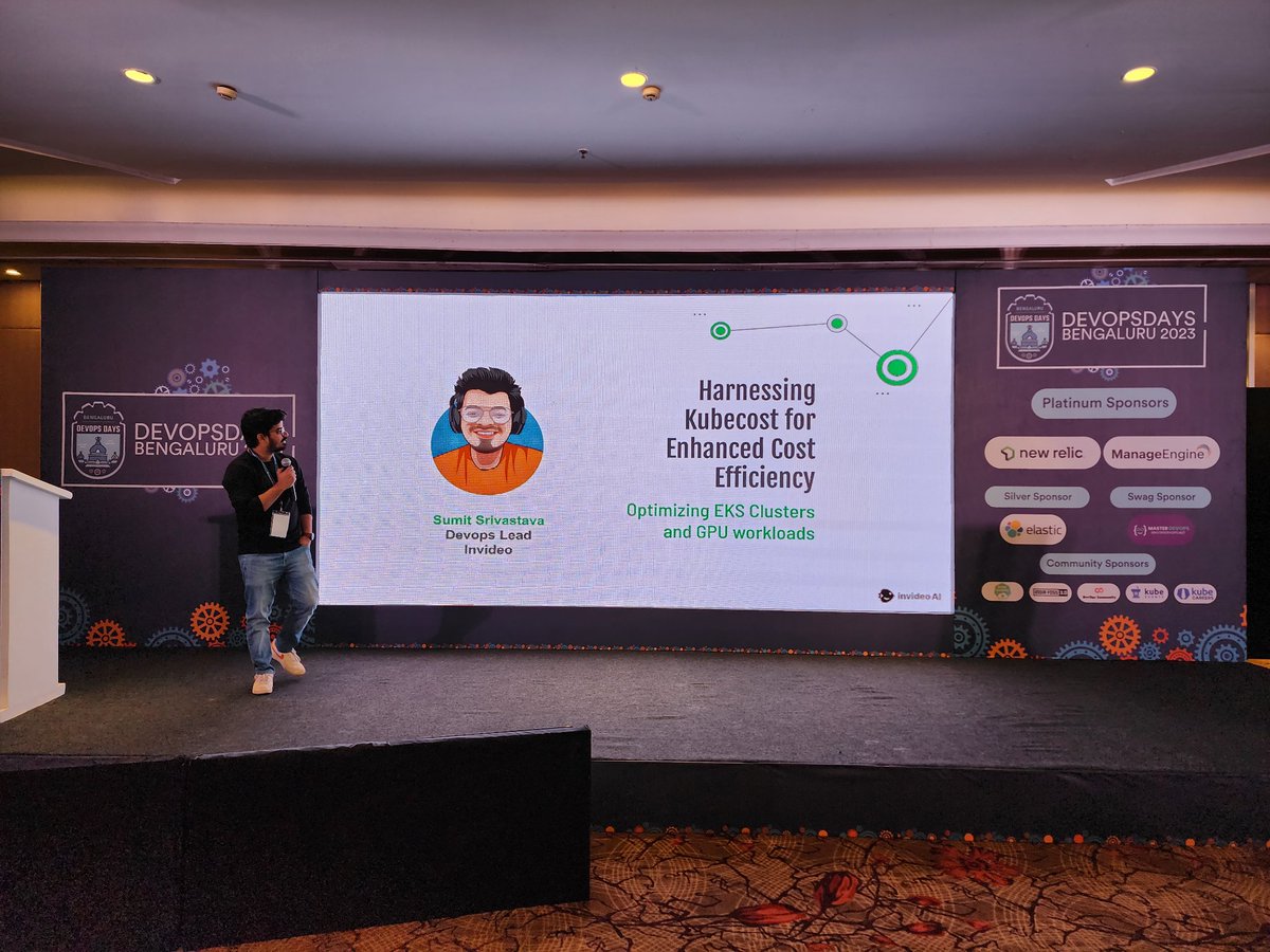 devopsdays_blr's tweet image. Sumit Srivastava lightning us about cost usage of Kubecost for cost efficiency! ☁️ #DevOpsDaysBLR