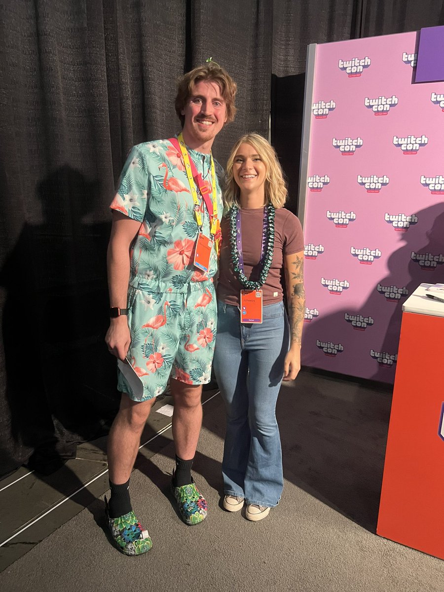 Pistdom's tweet photo. Sorry for not dressing up as a maid this year, hopefully the art was a good enough substitute. Always a pleasure @ChillboBagginz !! https://t.co/YFasl4Gyax