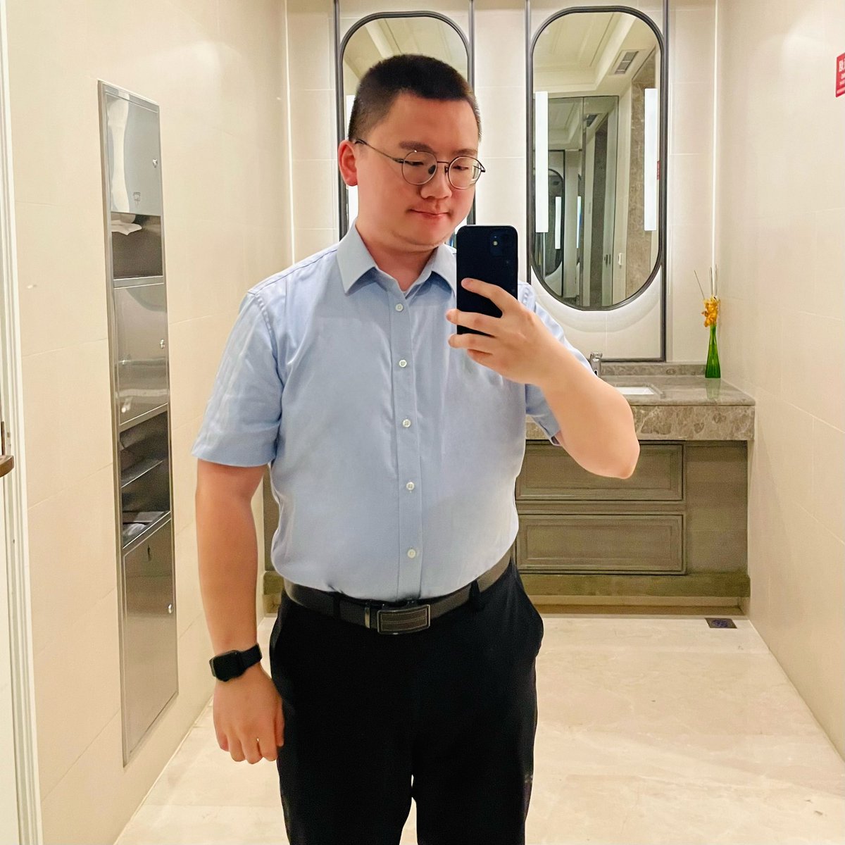 明天又要去加班🥲