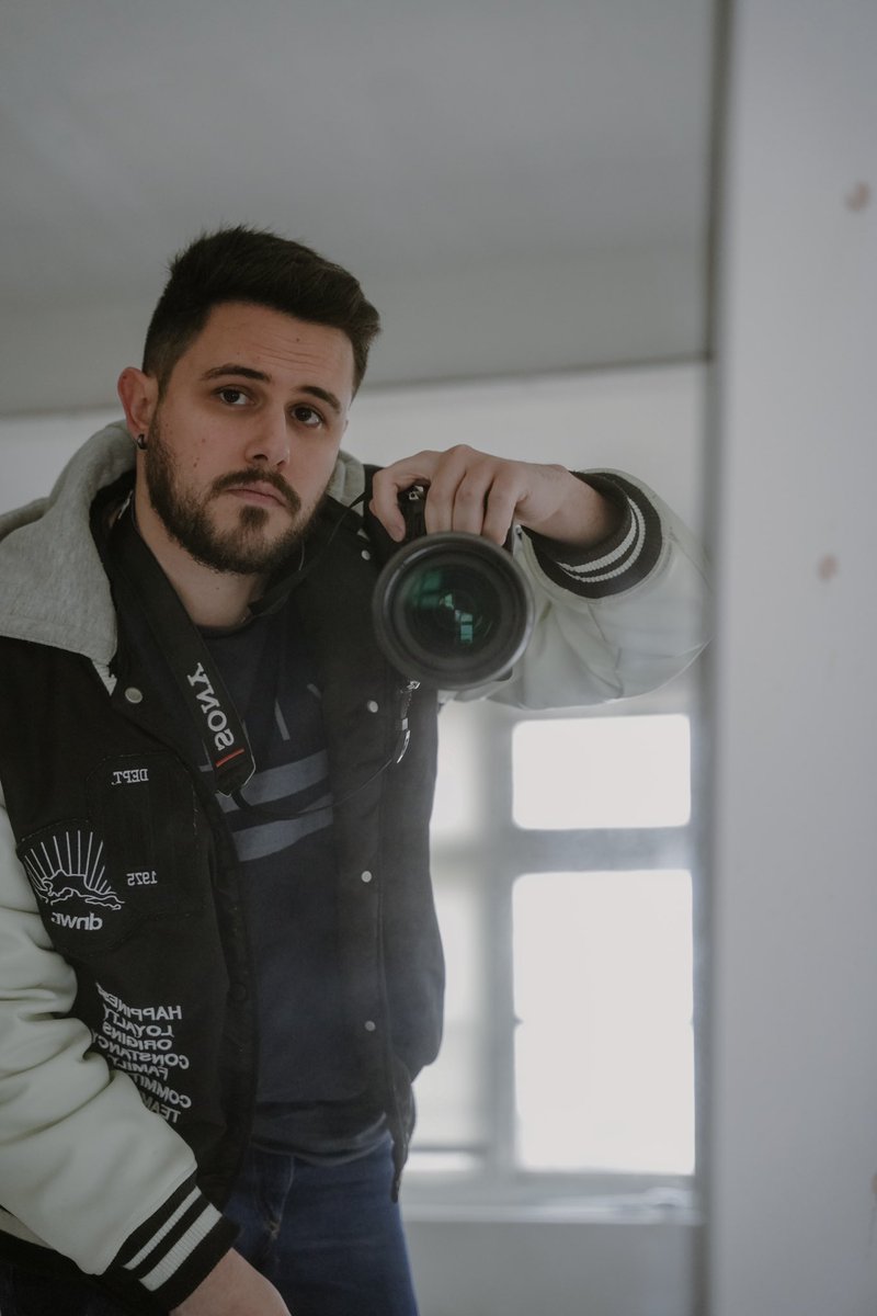 Let me shoot you 📸 self portrait <a href="/NiltoniStudios/">Niltoni Studios</a>