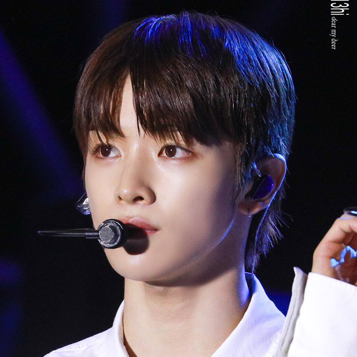 riize_net's tweet photo. sungchan's pretty eyes 🥹 https://t.co/aEUMMSA5o7