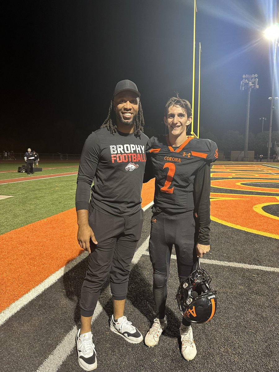 Jody_Jackson's tweet photo. Later the π was at the Brophy-Corona Del Sol game took a pic
w/ @ConnorAckerley #LarryFitzgerald #busyguy https://t.co/Se9RZDhhXg