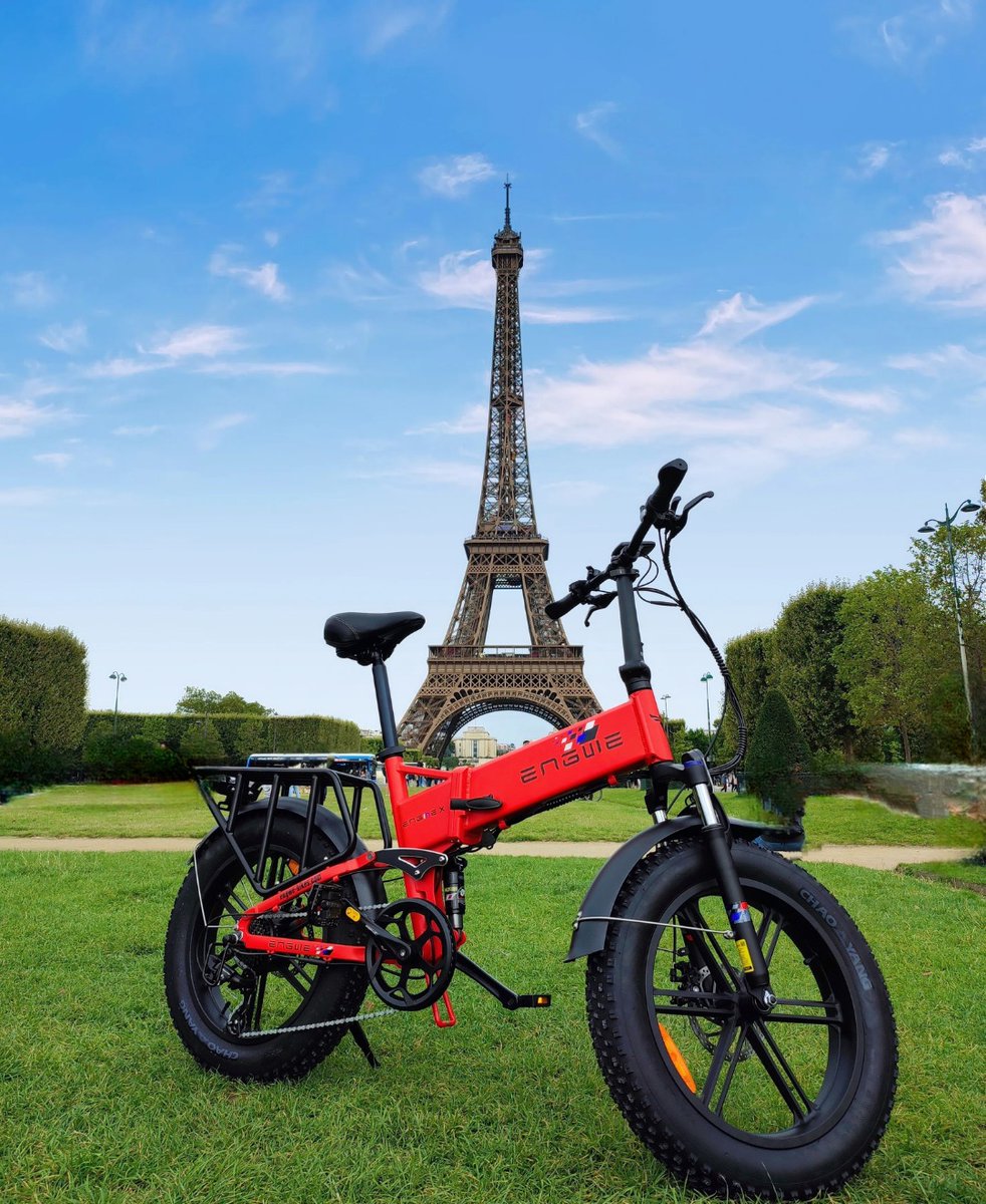 OfficialEngwe's tweet photo. ⚡Engwe Bikes meets the Eiffel Tower - a fantastic combination for exploring Paris🗼What other iconic landmarks would you like to explore on your Engwe e-bike?🔥

...

#Engwe #EiffelTower #EngweBikes #adventure #AdventureTime #Paris #weekendvibes https://t.co/m6aii8gEIW