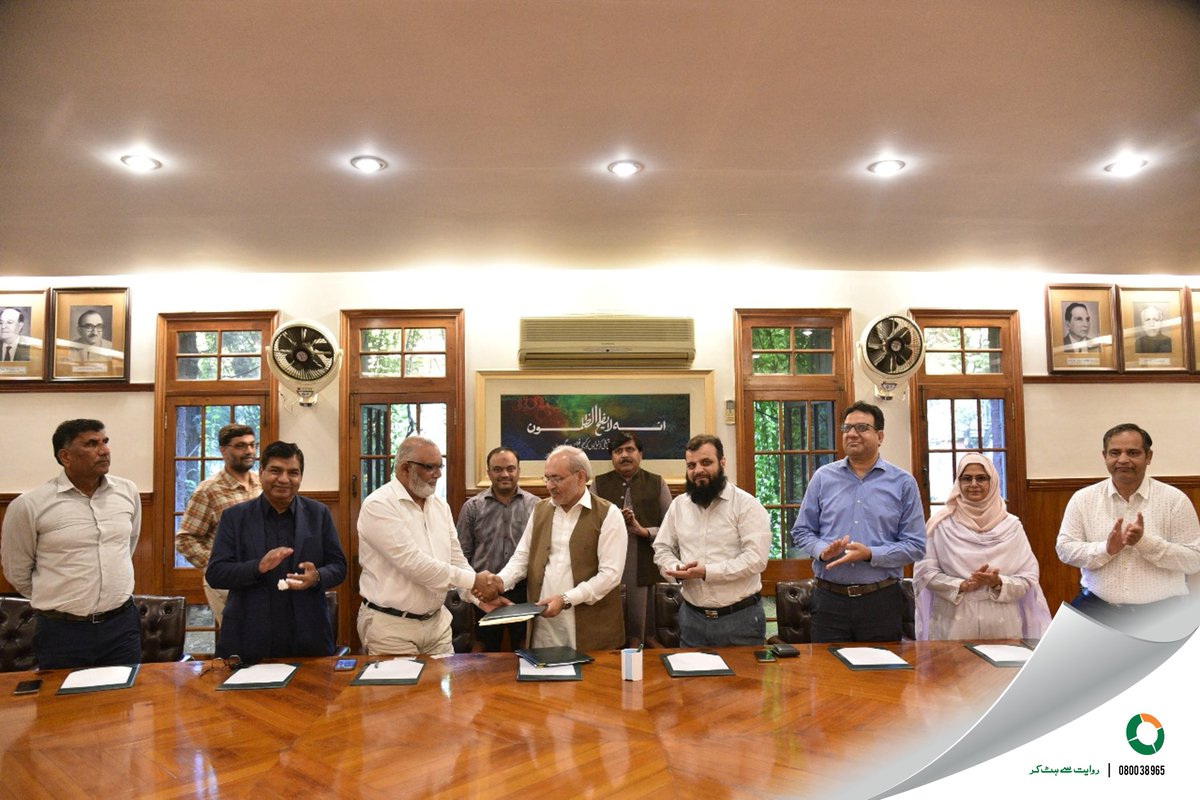 EvyolGroup's tweet photo. 𝐄𝐯𝐲𝐨𝐥 𝐆𝐫𝐨𝐮𝐩  is excited to announce the formalization of a collaborative agreement between the CEMB: Centre of Excellence in Molecular Biology and 𝐄𝐯𝐲𝐨𝐥 𝐆𝐫𝐨𝐮𝐩, heralding a transformative era in agricultural innovations. https://t.co/swOC4B06jZ