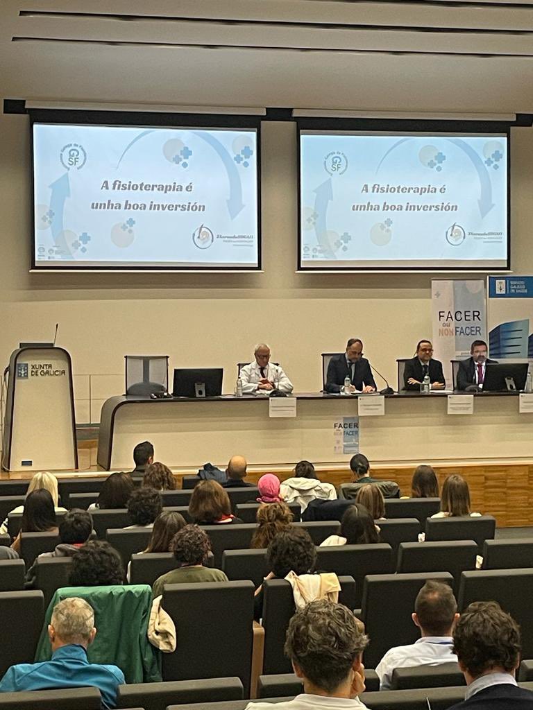 Preside a mesa inaugural D. Julio García Comesaña, Conselleiro de <a href="/SanidadeXunta/">Consellería de Sanidade</a>,
D. Javier Puente Prieto, xerente da Área Sanitaria de Vigo,
D. Eduardo Fondevila Suárez <a href="/ezeyan/">Eduardo Fondevila</a> presidente da <a href="/sogafi_galicia/">SOGAFI</a>,
D. Gustavo Paseiro Ares <a href="/Gpaseiro/">Gustavo Paseiro</a> presidente do @Cofiga
#3XSogafi