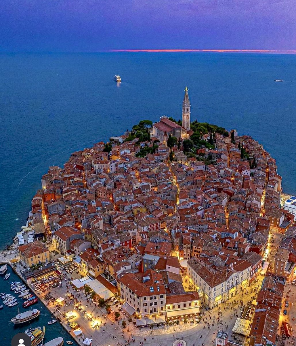 vacaytube's tweet photo. 📍 Croatia 🇭🇷 

Fun Fact 💡

Check the ALT 👇 https://t.co/ThVVQOFe1N