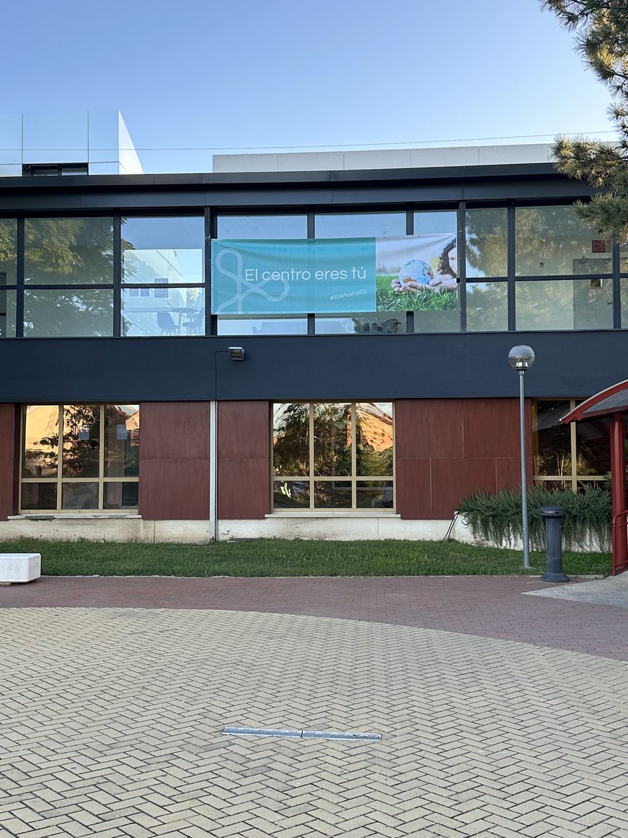 lourdesdemiguel's tweet photo. ¡Buenos días #VirtualCUCC! ¡Feliz 3ª Jornada Presencial! Hoy además de las clases: Sesión de #PrácticumI Talller Búsqueda de Recursos @BibliotecaCUCC abierta de 9 a 14 y Elecciones Representantes Estudiantes Semipresenciales #SoyCUCC #50añosCUCC @cucc_educacion @DelegacionCUCC https://t.co/njQEbi4zHY