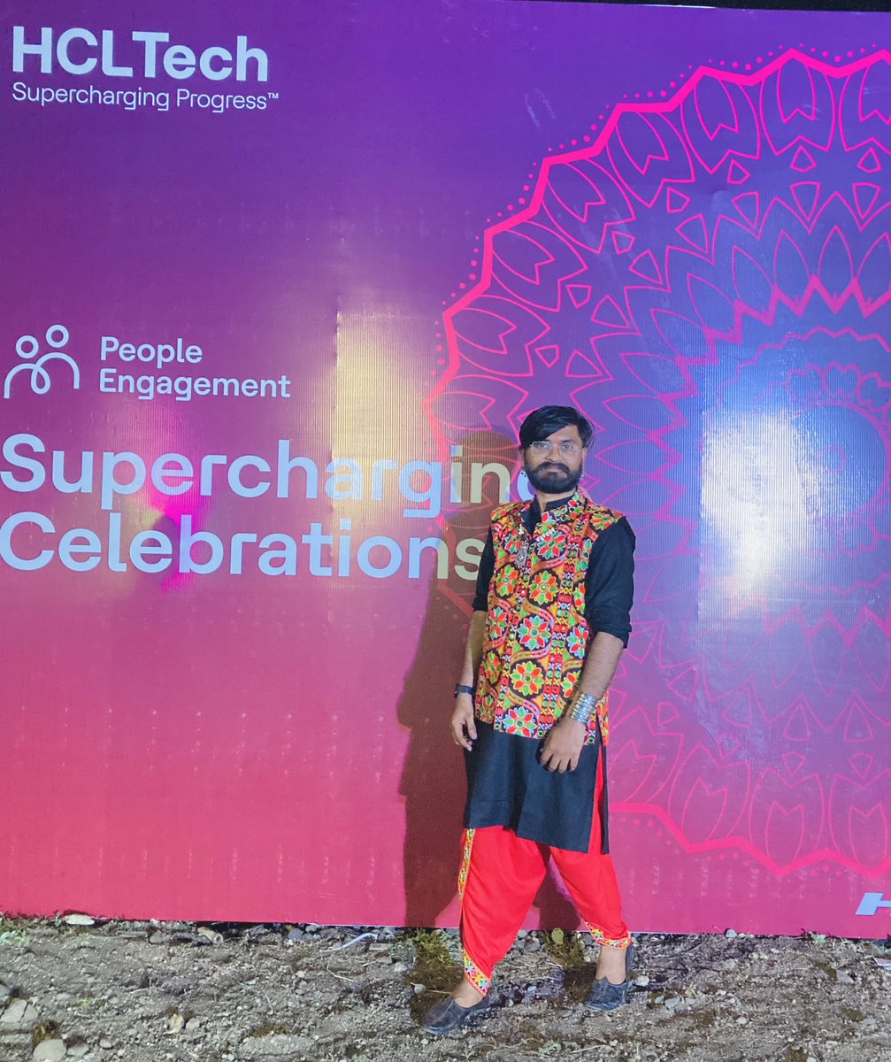 AylaSrujan's tweet photo. HCL TECH SUPERCHARGING #Garbanights #celebration #festival #goddess #nagpuroffice #campus #amazing #navratri #dj #energy #gifts #performances #fullonenjoyment #officevibes #hcltech #hclites #mensfashion #fashionmodel #garbadressing #emoloyeeengagement #officecolleauges #friends https://t.co/SI5Qs2K5RV