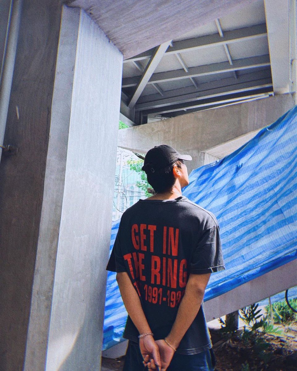 TREPORAPATFC's tweet photo. [treporapat] IG Update 

สไตล์อย่างผม ไม่นิยมบ้างเหรอ😂

#treporapat https://t.co/BRpAvTwvQ9