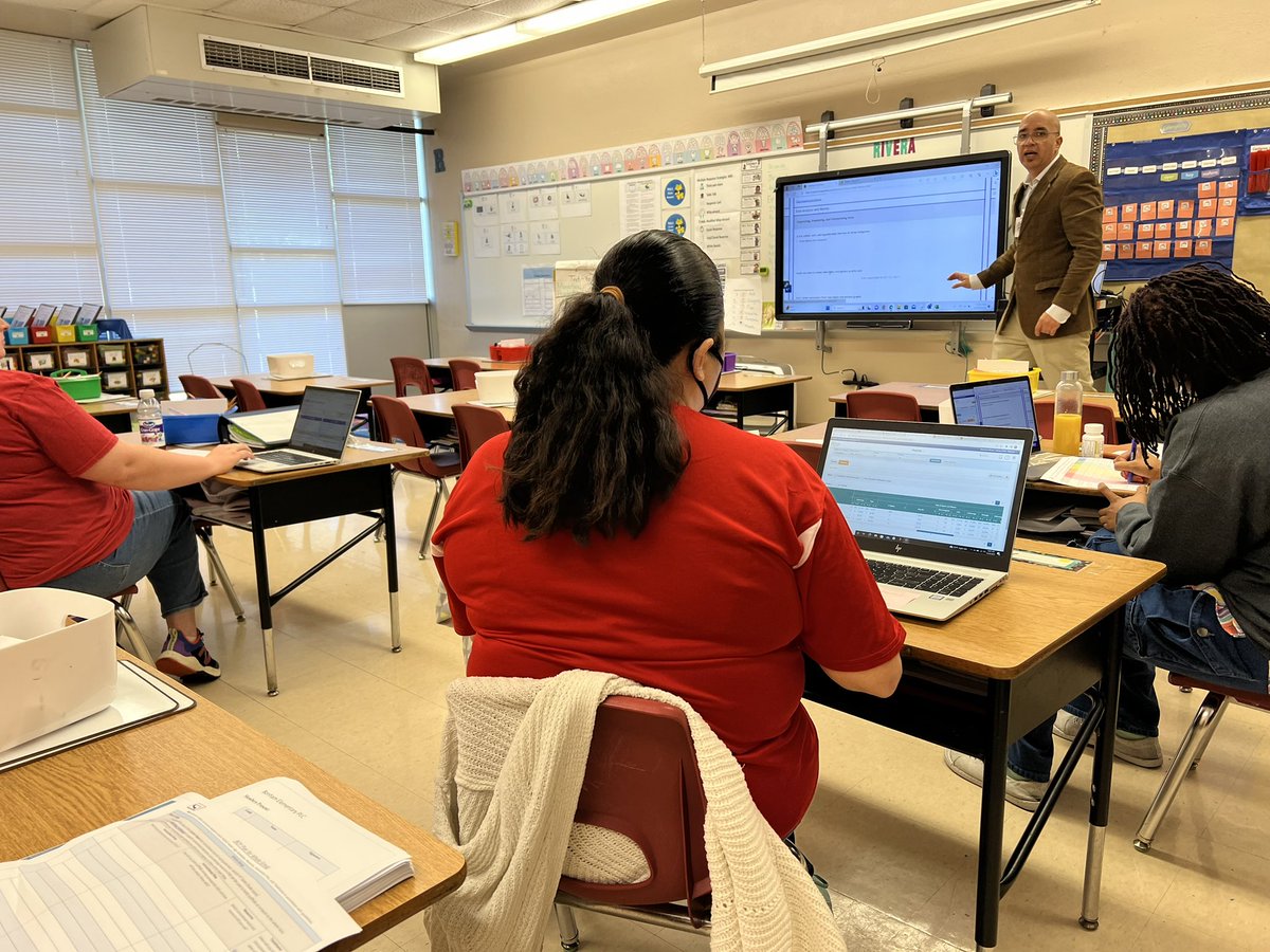 Jasmine Curry tweet media