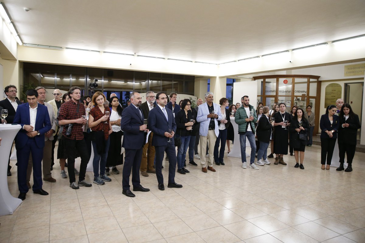ErgBoris's tweet photo. An exciting reception at the Municipality of #Yeravan and discussion with Mayor @AvinyanTigran on #Armenia capital's path to achieving ambitious sustainability goals. @IUCN has a growing network of cities working together on a greener future. #icenca2023 @IUCN_ECARO @FPWC_news https://t.co/W9Bvn8Xjjn