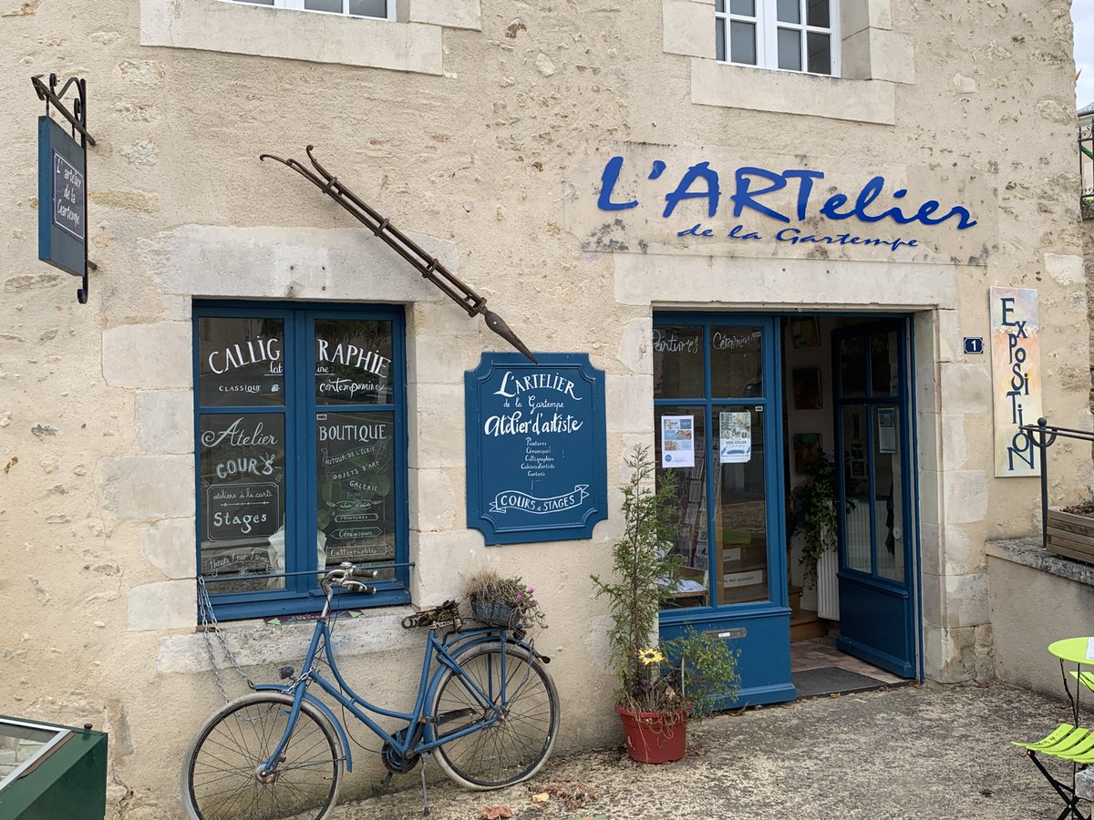 CarolineJames12's tweet image. Lovely memories of #Montmorillon #amwriting  🇫🇷 #SaturdayVibes