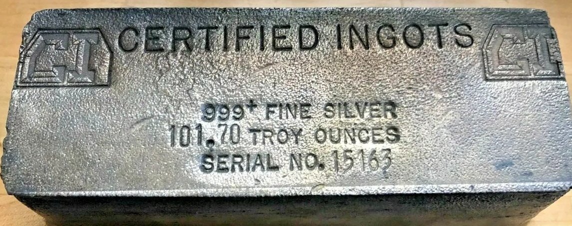 CI 100oz ingot/murder weapon.
#silver #plata #argent #prata #銀 #vintagesilver #silverbar #apes #silversqueeze #bullion #zilver #preciousmetals #silverstackers
Photo: ebay seller neleppez (1197)