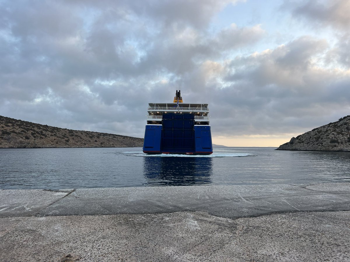 SKavallari's tweet photo. Good morning to everyone and happy weekend !
👏👏
“The best investment on Earth is earth.”
👏👏
#stella_kavallari
#neon_naxos_realty https://t.co/AodNEdlZIh