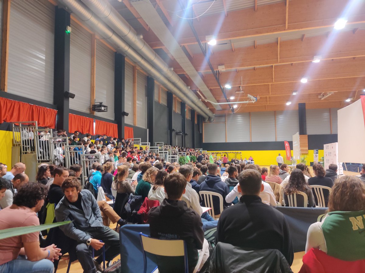 Bonjour a tous. C'est parti pour la biennale de l'<a href="/AEEPS/">AEEPS</a> 2023 ! Un riche programme tout le weekend et des interventions de qualités. Une belle façon d'enrichir sa pratique et sa réflexion professionnelle. #EPS