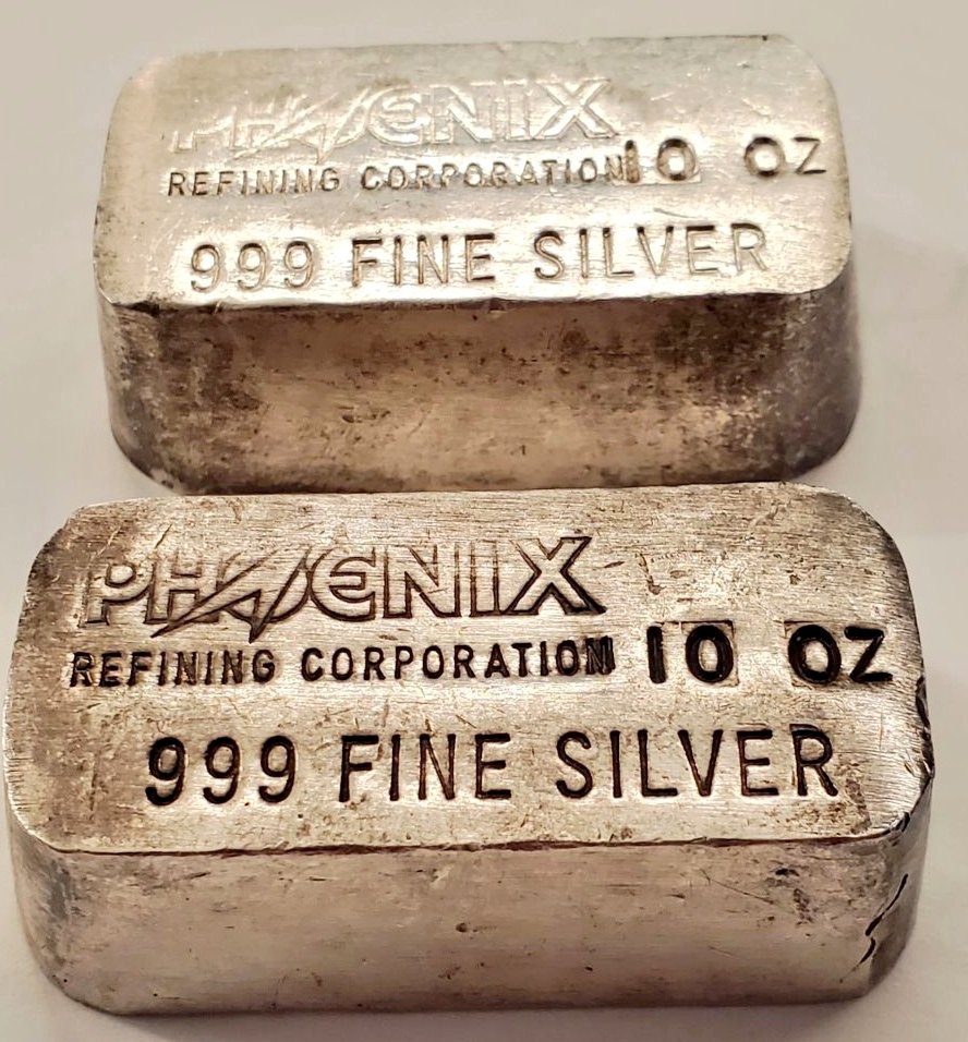 Chubby vintage. -Phoenix 
#Silver #preciousmetals #bullion
#zilver #plata #argent #prata #銀 #vintagesilver #silversqueeze #เงิน 
Photo: SilverBugBullion.com