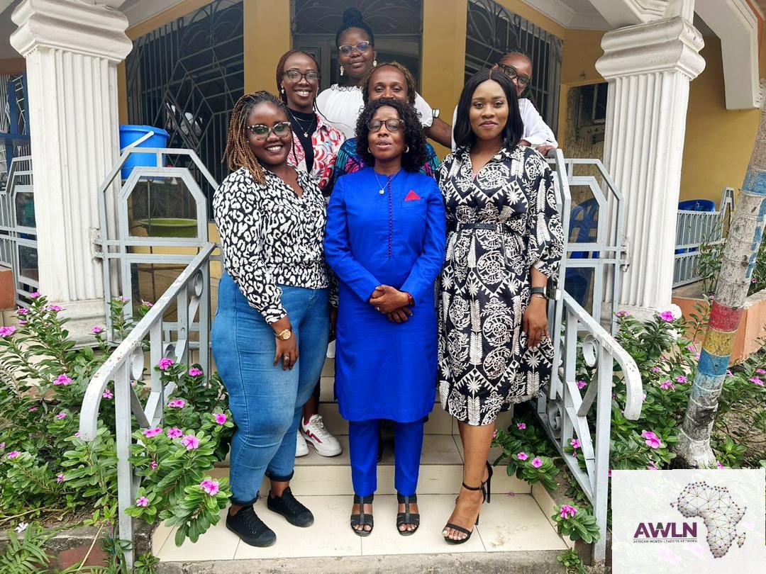 AWLN_RDC's tweet photo. Après la 5ième retraite intergénérationnelle qui a eu lieu à Brazzaville, du 29 septembre au 1er Octobre 2023, un atelier de restitution s'est tenu hier, vendredi 20 Octobre 2023 au siège de @afiamama à Kinshasa. 
Ouvert par  la Coordonnatrice de AWLN-RDC, Mme @MwangeMarie 
1/3 https://t.co/QUbRKHmWcB