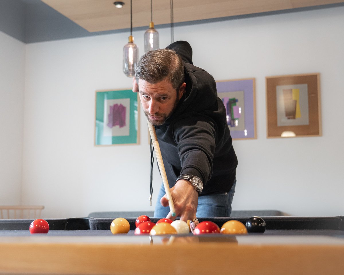 What do you do to unwind between big work stints? 🤔

Going for a walk, getting on my bike, beating Steve at pool. All of these things keep me and my mind active when away from the laptop and ultimately boost my overall output.

#Work #WorkLifeBalance #Entrepreneur #Startup