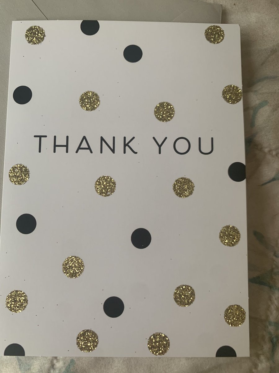 marcelamomberg's tweet photo. De todos los regalos para el #Diadelprofe las cartitas emocionan hasta las lágrimas jajaja 💝 https://t.co/gTRzG6Izmm