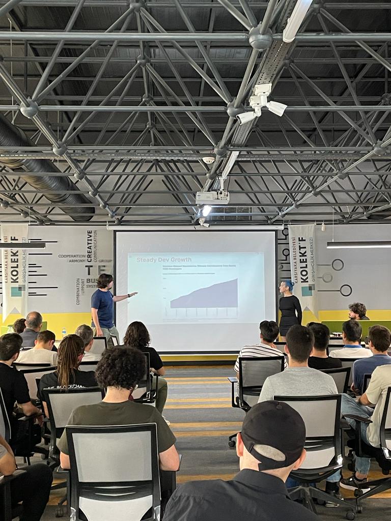 StarkHubTR tweet media