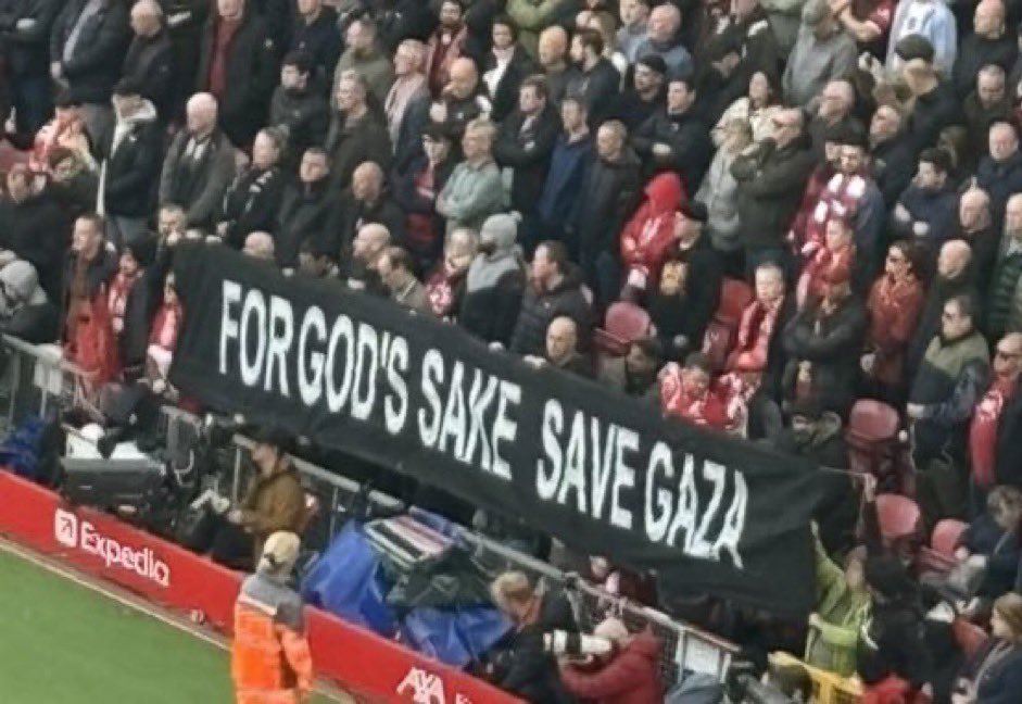 Jamaluddin_Lead's tweet photo. @Lowkey0nline During Liverpool match.

UK is with Gaza https://t.co/nIAI5H5BBp