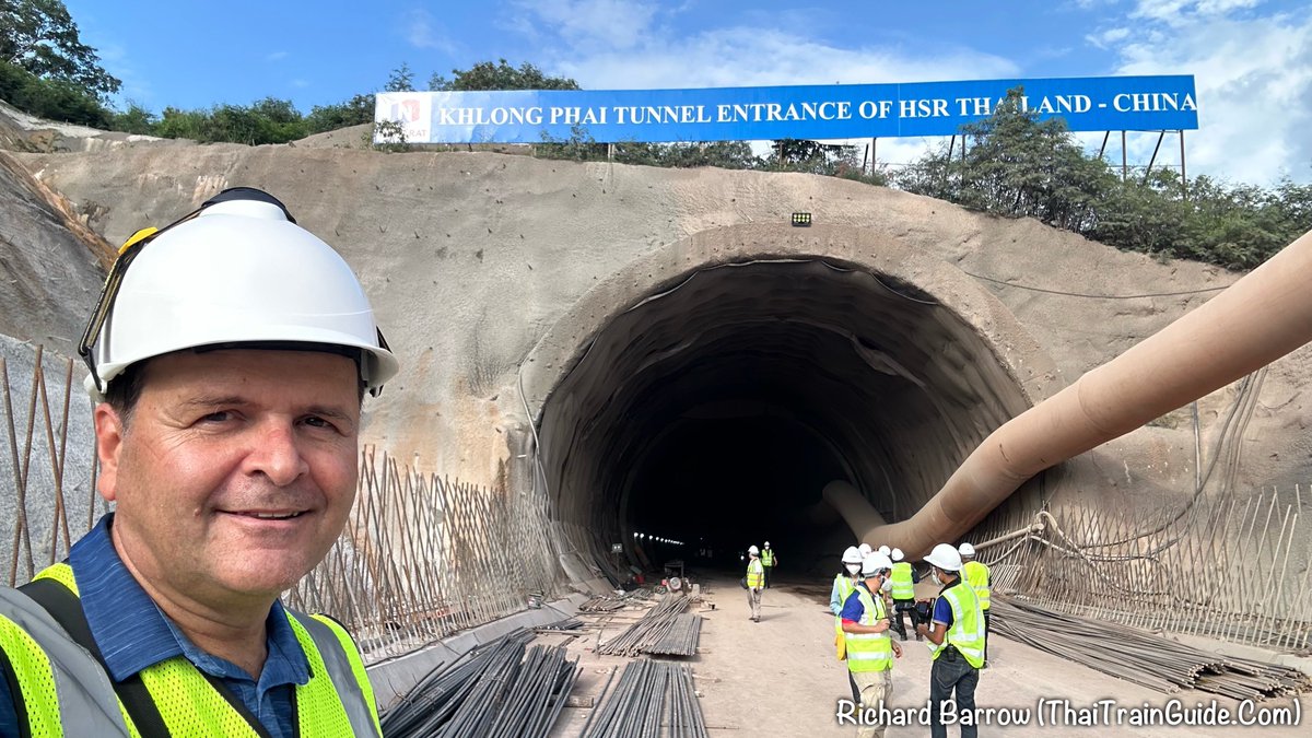 RichardBarrow's tweet photo. 🚅 I had a really interesting site inspection today of the Thailand-China high speed railway. I’m really looking forward to riding this train in the future. The views at Lumtakong Reservoir will be fantastic. Eventually it will go to Laos &amp; China.

More photos on @ThaiTrainGuide https://t.co/1Hh6ccDc6w