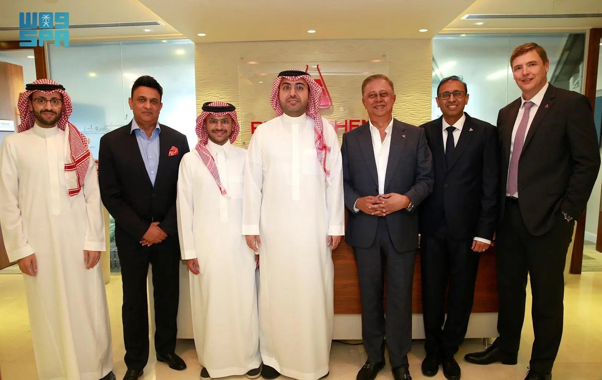 SPAeconomic's tweet photo. بنك التصدير والاستيراد السعودي وبتروكيم الشرق الأوسط الإماراتية يوقعان اتفاقية تسهيلات ائتمانية بقيمة 25 مليون دولار.
https://t.co/tGAQiQPFNy
#واس_اقتصادي https://t.co/SLwC8JTIt1