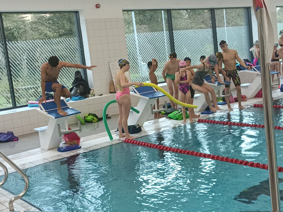 M&B Swimming Club tweet media
