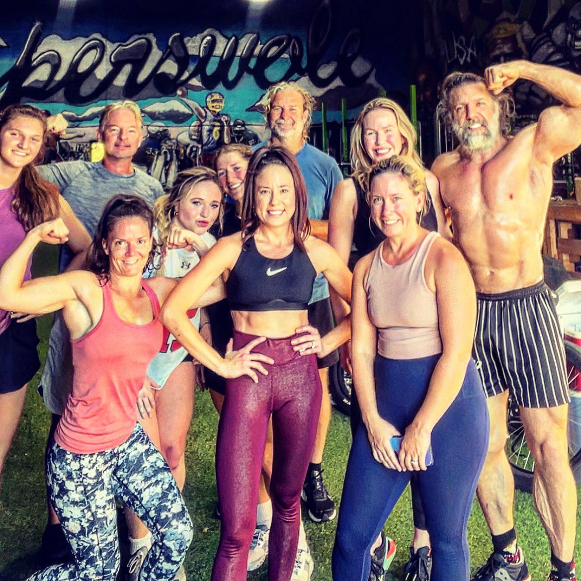 🃏 Swoldiers Conquer the Deck of Cards Workout at Hyperswole Gym! 💪
This morning, our amazing Swoldiers took on the ultimate fitness challenge with the Deck of Cards workout at Hyperswole. Every card drawn meant a new exercise, and they powered through it all!