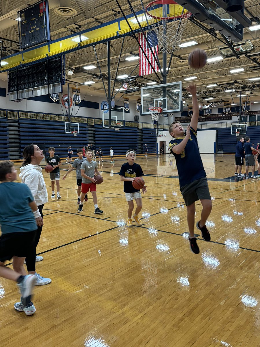 RiverFallsHoops's tweet photo. Coach Campbell’s Advanced Skills Sessions are underway early this morning at River Falls High School. The 5th-6th grade boys are working hard! Go Cats! https://t.co/mn7FYMugmX