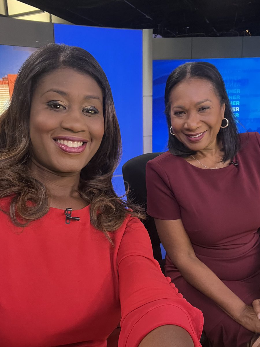 Good Morning☀️ On deck with @SandraBookman7 today! Have a great Saturday❤️❤️ @ABC7NY