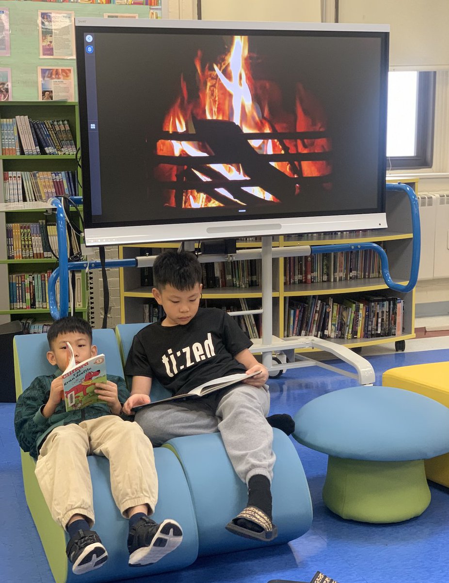 KeySchoolPHL's tweet photo. Saturdays at @KeySchoolPHL! 📚
@fundPHLschools @PHLschools @LeadersPHL @FreeLibrary @SDP_Grants #sdp #literacy #math #library #philadelphia #community #genius #joy #fertileground https://t.co/kBGVNm3VuA
