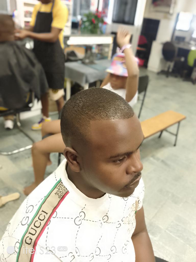 NkosiTheBarber's tweet image. #Bulawayo
#blessedhand