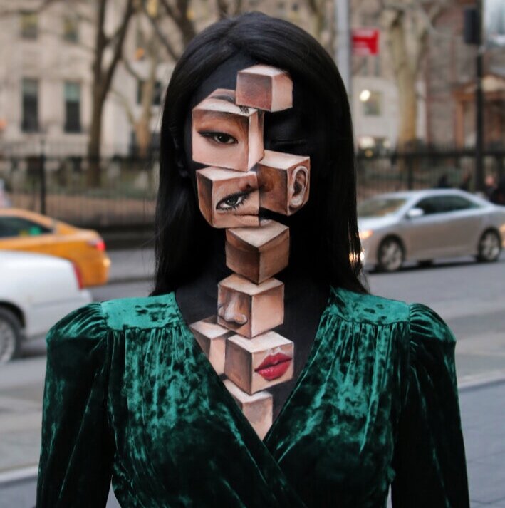 womensart1's tweet image. Dain Yoon, South Korean fine artist, widely acclaimed for her illusion painting on the body particularly on the face #WomensArt