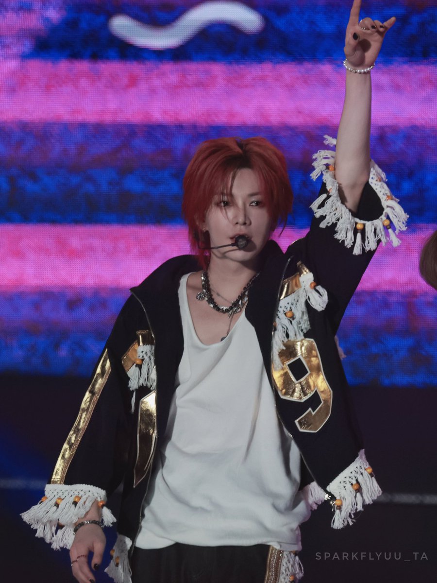 231021 BOF

🎸✌️

#YUTA 
#유타                      
#中本悠太
#ユウタ