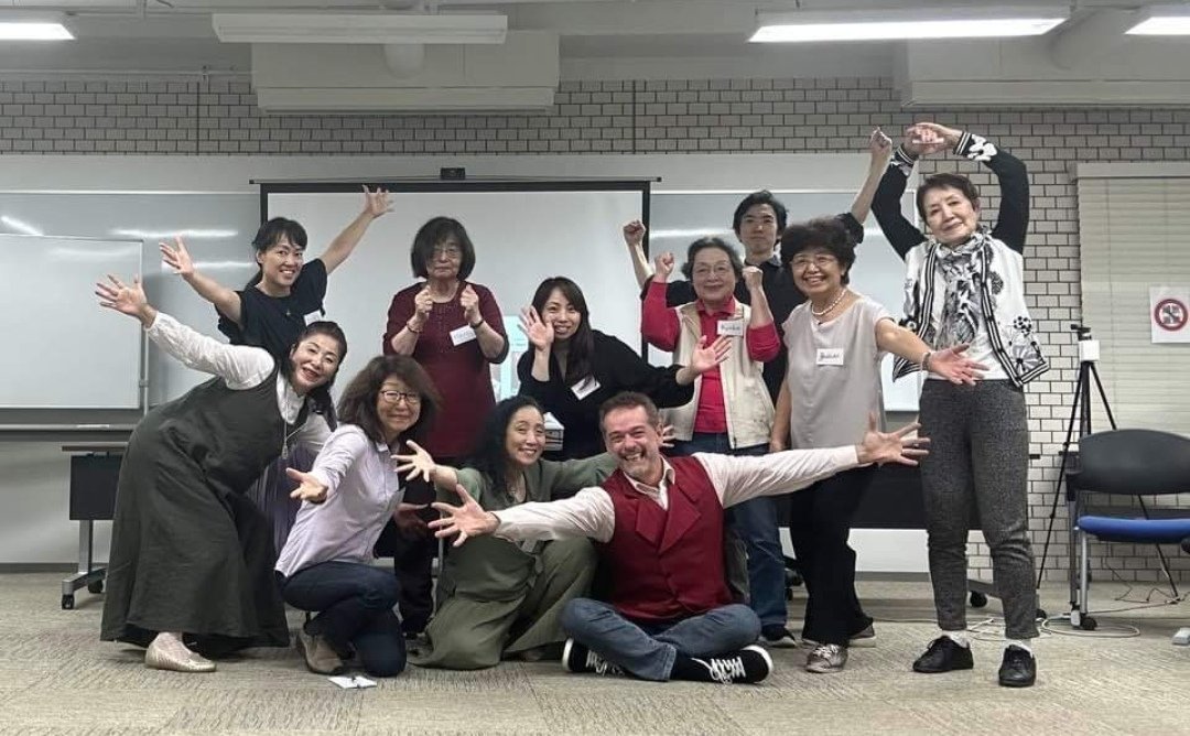 Social Theatre Group in Japan for #antibullyingweek with @actionwork and @touringschools. Amazing, creative and inspirational. #bullying #antibullying #socialtheatre #appliedtheatre #theatreforchange